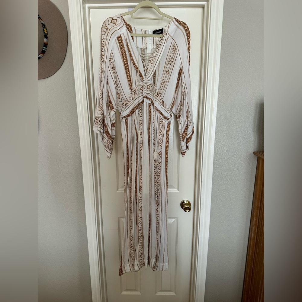 Elegant White and Brown Patterned Dress